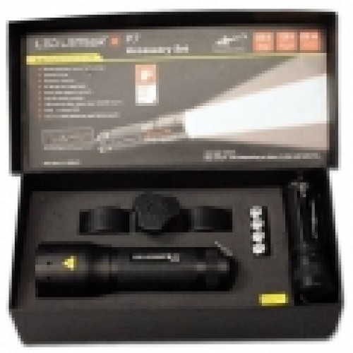 LED Lenser P7 Torch & Gun Mount Gift Set 